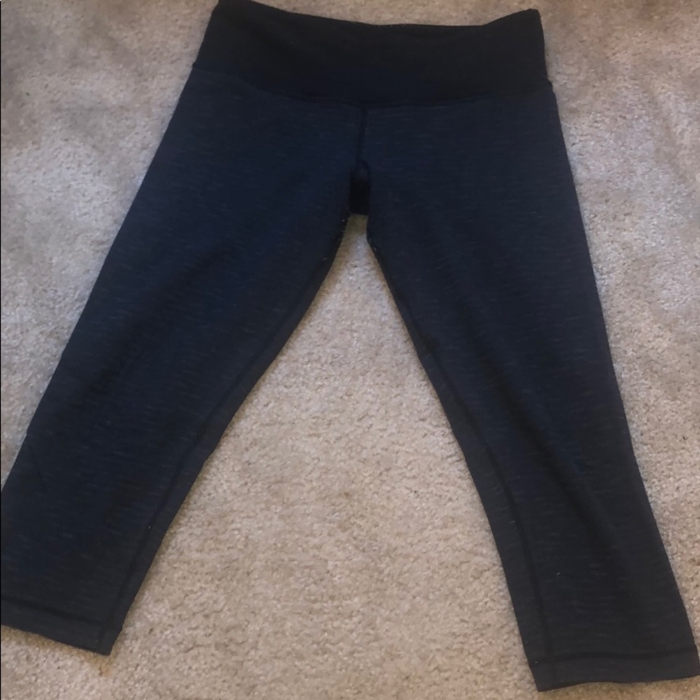 Lululemon High Waisted Cropped Legging